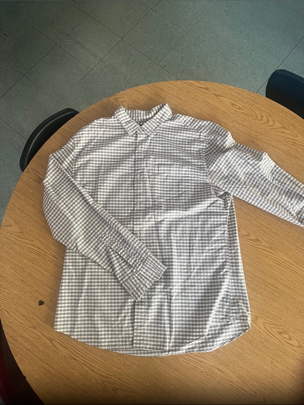 Banana Republic Gray Check Long-Sleeve Button-Down Shirt